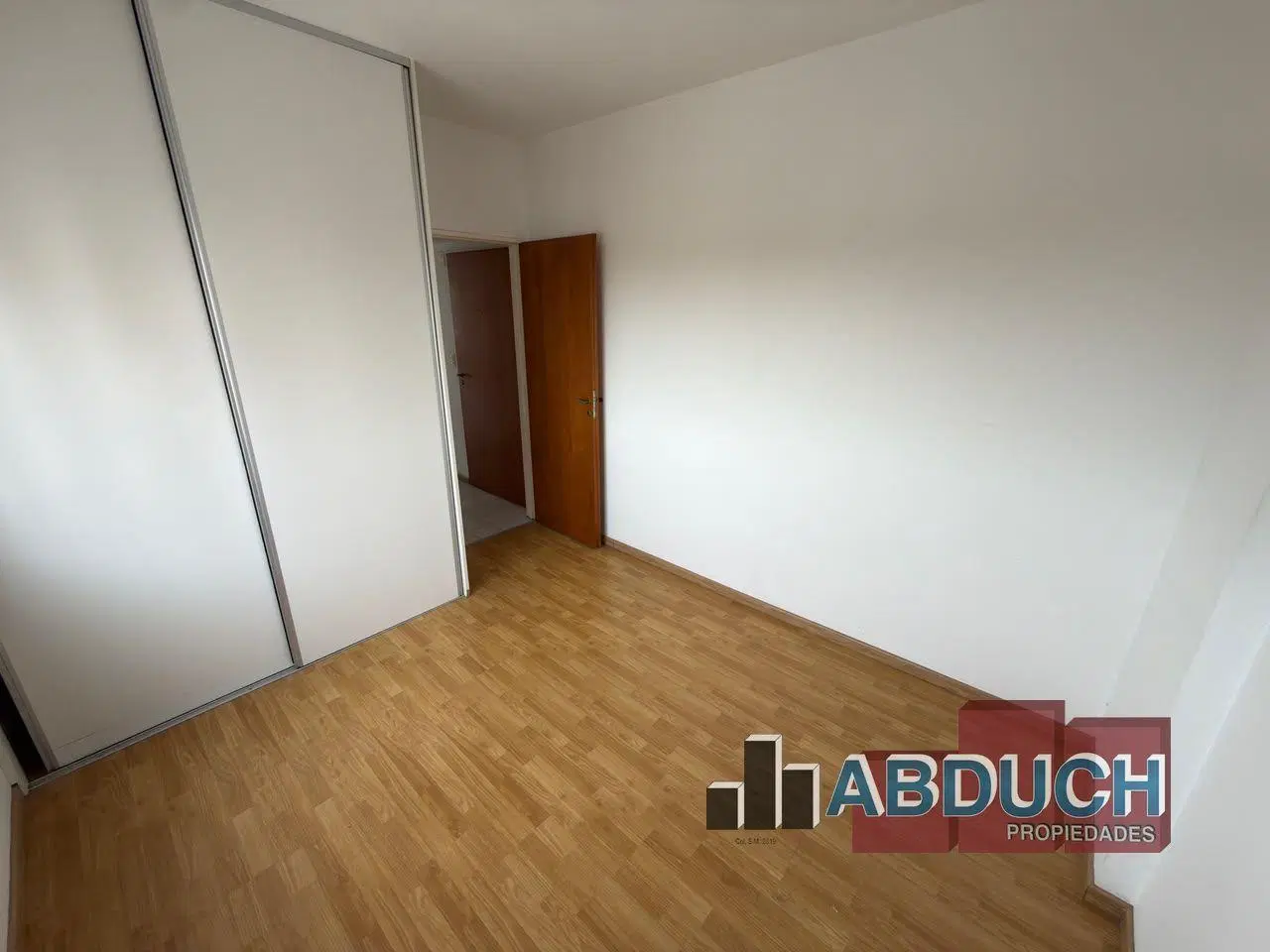 DEPARTAMENTO 2 AMBIENTES EN ALQUILER 3