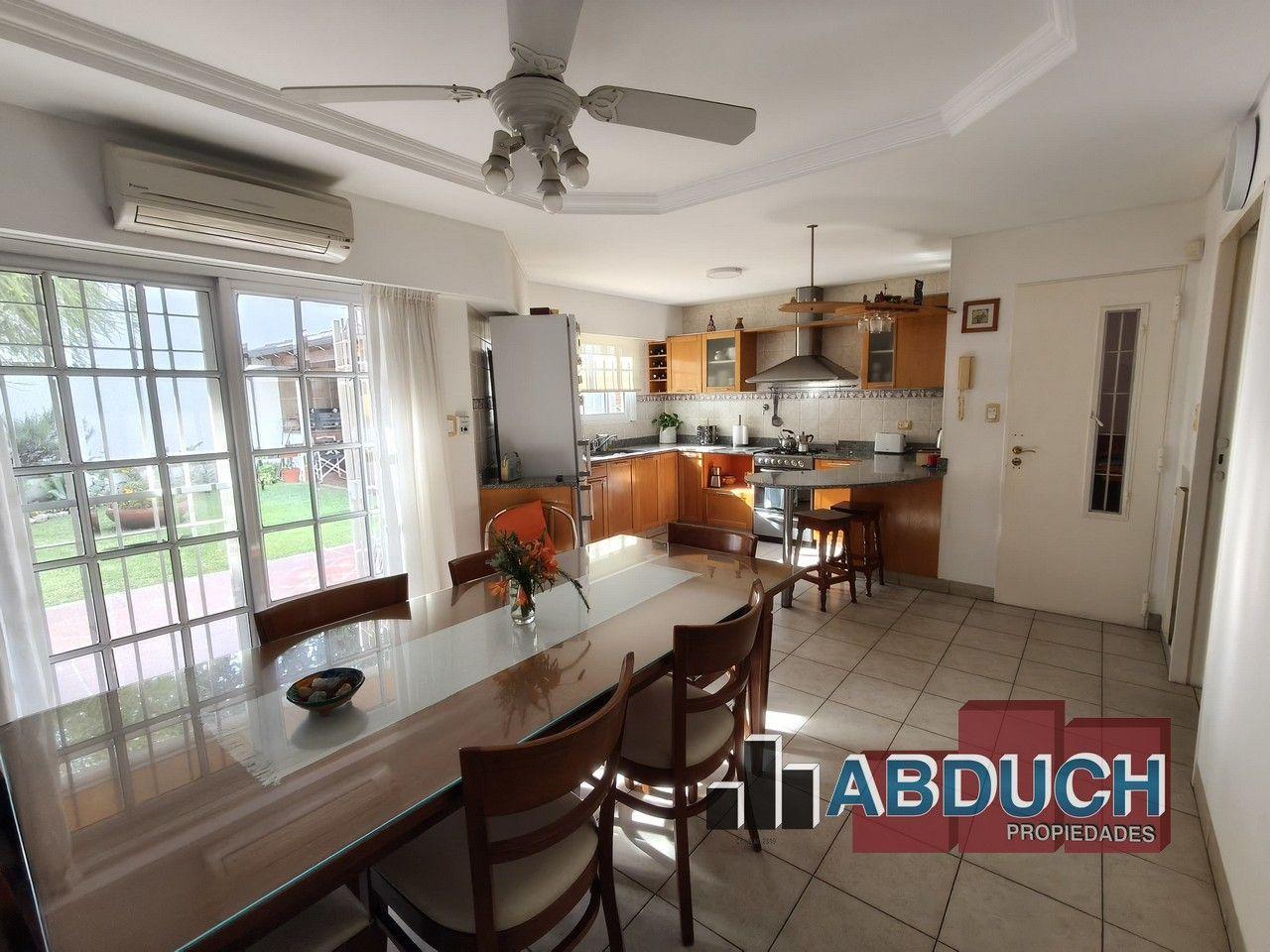 Foto de VENTA CHALET 4 AMBIENTES VILLA BALLESTER, imagen 2