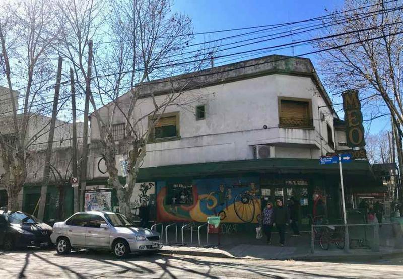 Local - Lanús Oeste