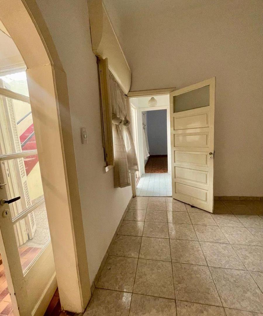OPORTUNIDAD EN LANUSITA - DEPTO 2 AMBIENTES CON TERRAZA