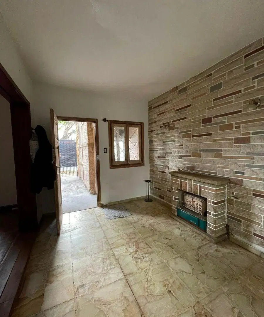 CASA 2 AMBIENTES EN ALQUILER CON COCHERA 8