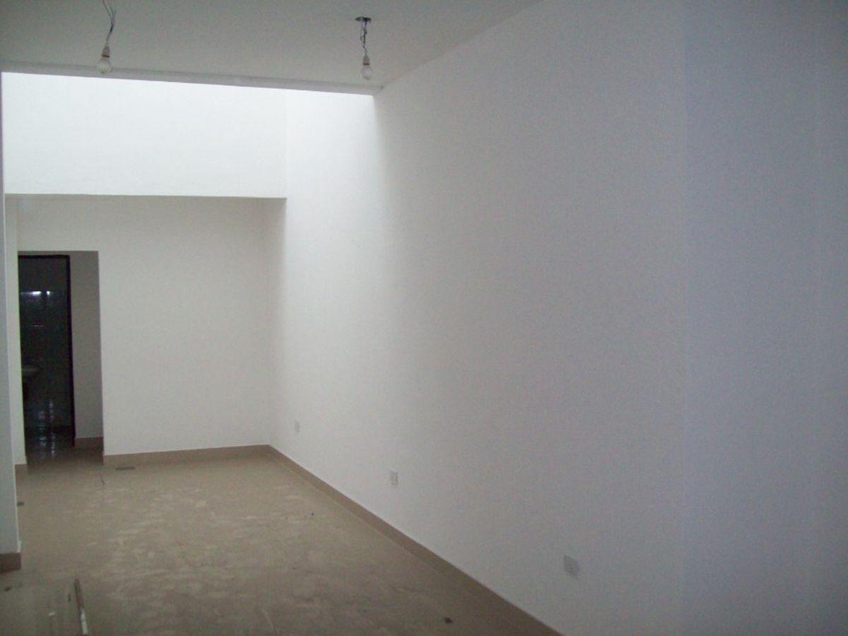 Foto de Local de 3,15 por 9.20 Mts con pisos de pocelanato, imagen 4