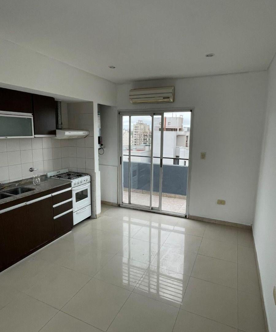 Foto de DEPARTAMENTO 2 AMBIENTES EN ALQUILER, imagen 1