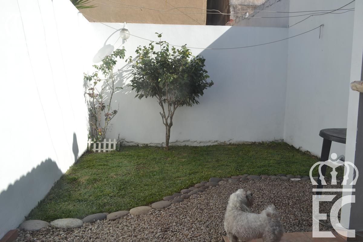 Venta - Casa - 4 Ambientes - Cochera - 3 Platas - Lanús Este 4