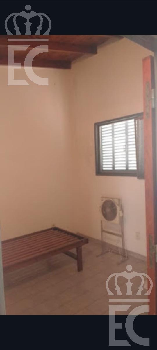 Casa con Galpon - Venta en Lanús Este 3