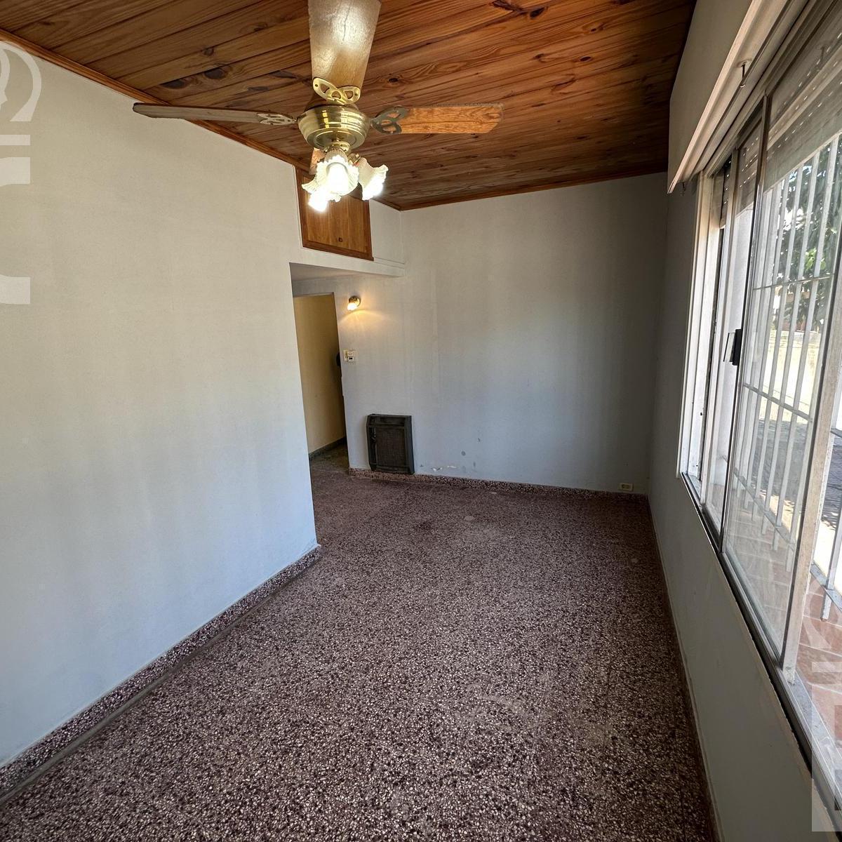 Venta de PH en Lanús Oeste con Gran Lote Para Construir! 3