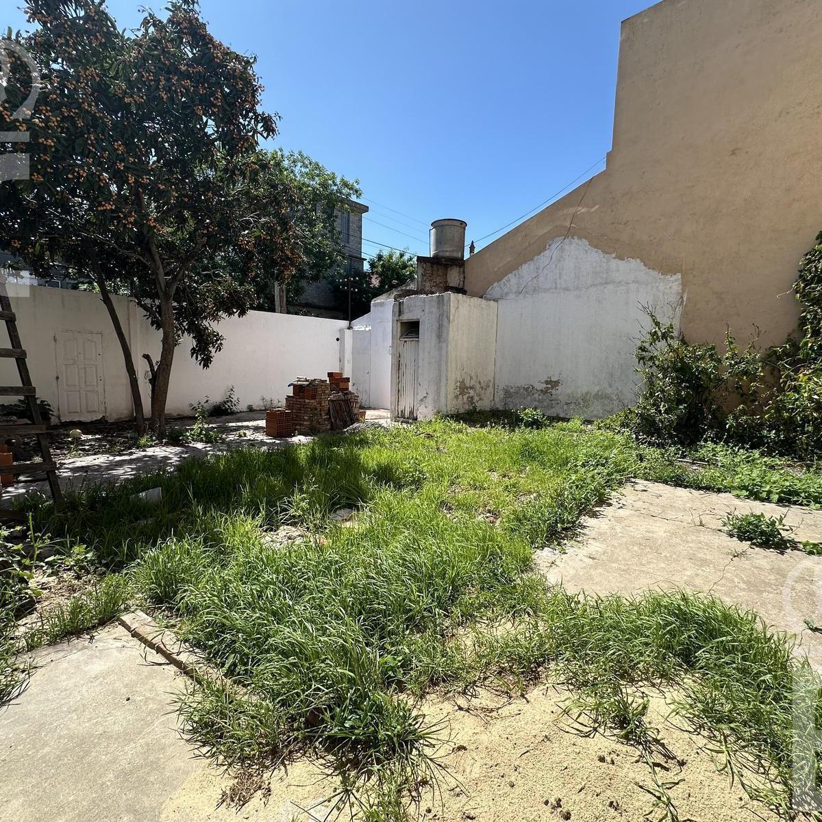 Venta de PH en Lanús Oeste con Gran Lote Para Construir! 2