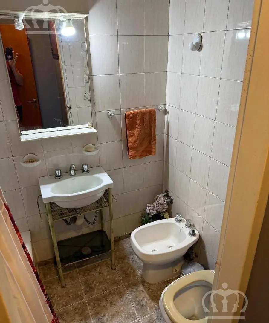 PH 1° Piso por escalera solo para profesional. en Lanús Este 5