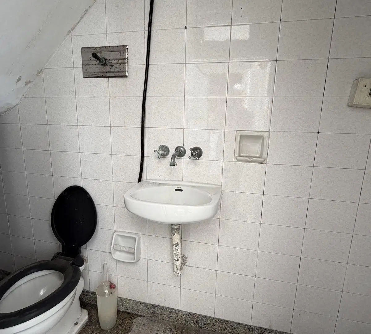 PH con gran patio en venta en Lanús Este 5