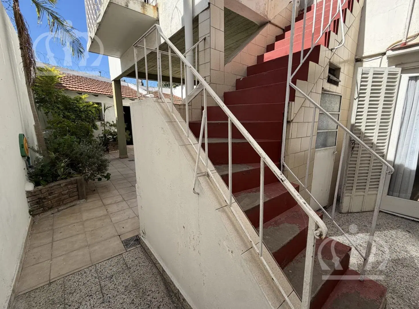 PH con gran patio en venta en Lanús Este 4