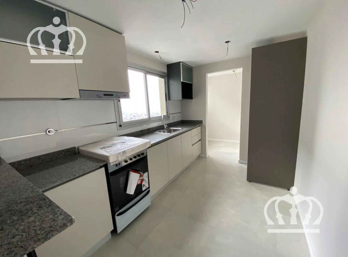 Venta - Edificio TERRASUR - Departamento 3 amb. a estrenar ! - Lanús E. 4