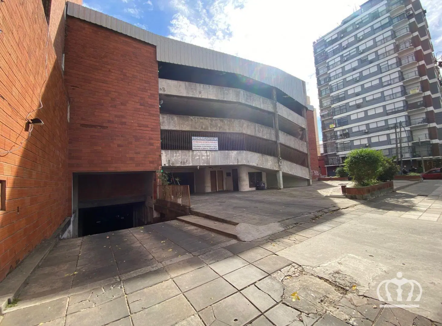 Venta- Cochera en Lanús Este 4