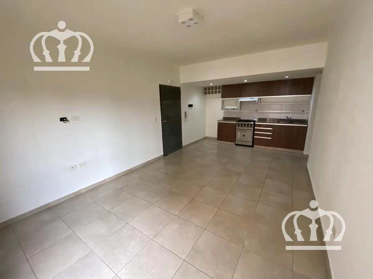 Alquiler-dto 2 ambientes con cochera descubierta, balcón y terraza propia 3