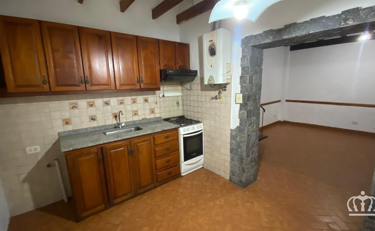 Foto de Depto tipo casa céntrico 2 ambientes con terraza. Apto credito., imagen 1