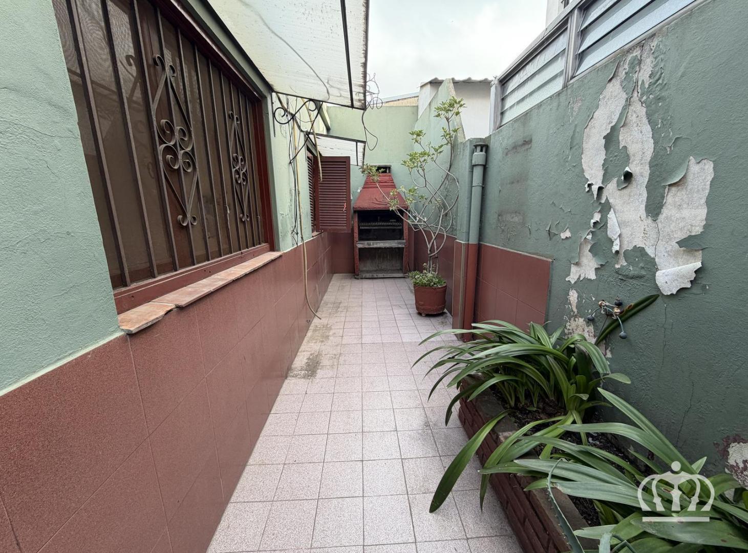 Foto de Venta - Departamento tipo casa - 3 ambientes con dos patios - Lanús Este, imagen 3