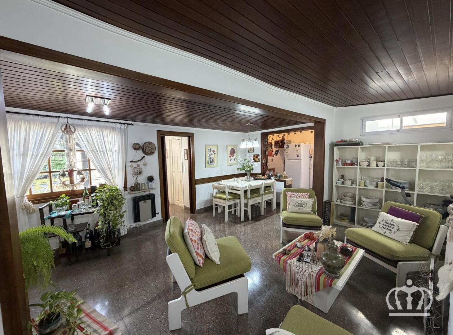 Foto de Venta PH - 4 ambientes -2 baños - Jardín - Quincho - Fondo libre, imagen 2