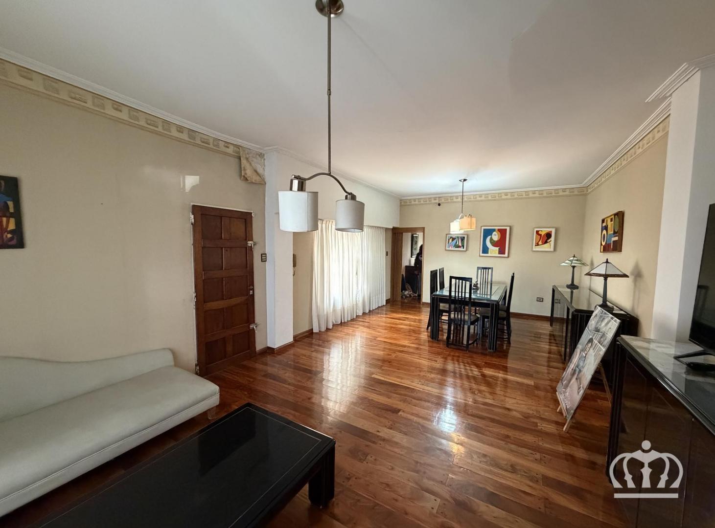 Foto de CASA VENTA CON PILETA Y QUINCHO en Lanús Este, imagen 5