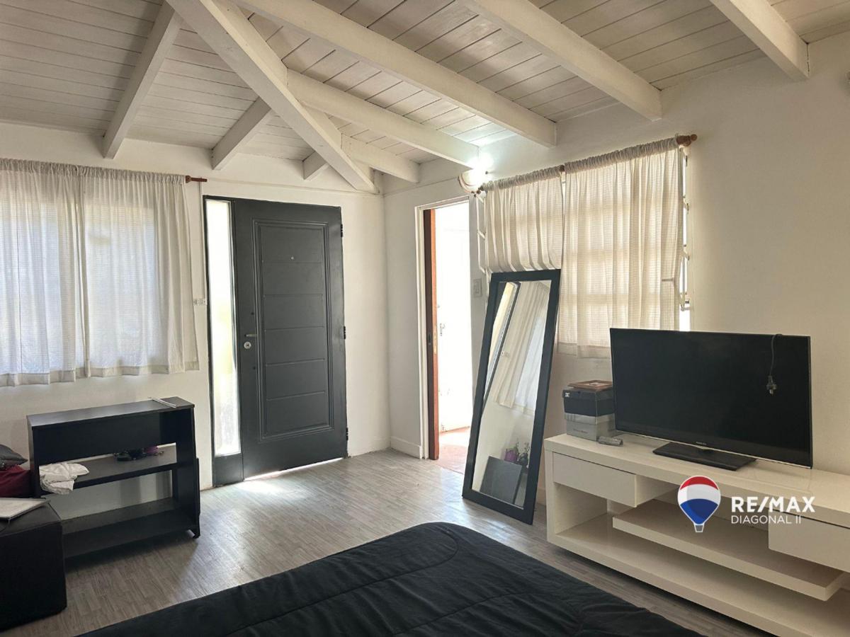 Casas en Venta La Plata Villa Elisa 4 Dorm. 5