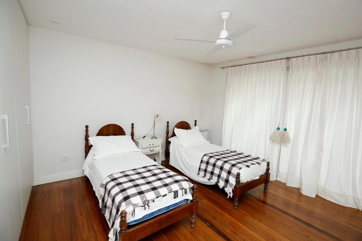 Casas en Venta de Dos Dorm. en Villa Elisa 1