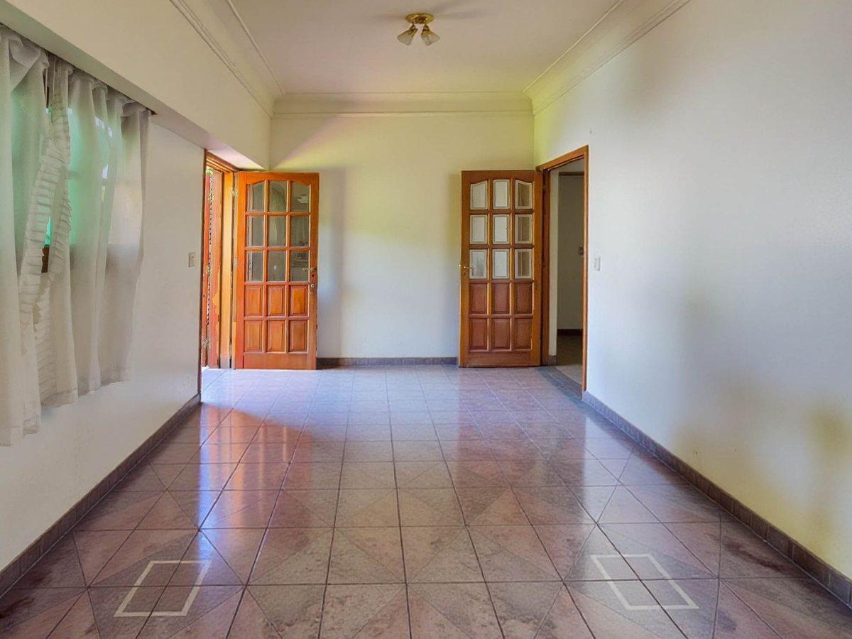 Casas en Venta de 3 Dorm. en Gonnet 4