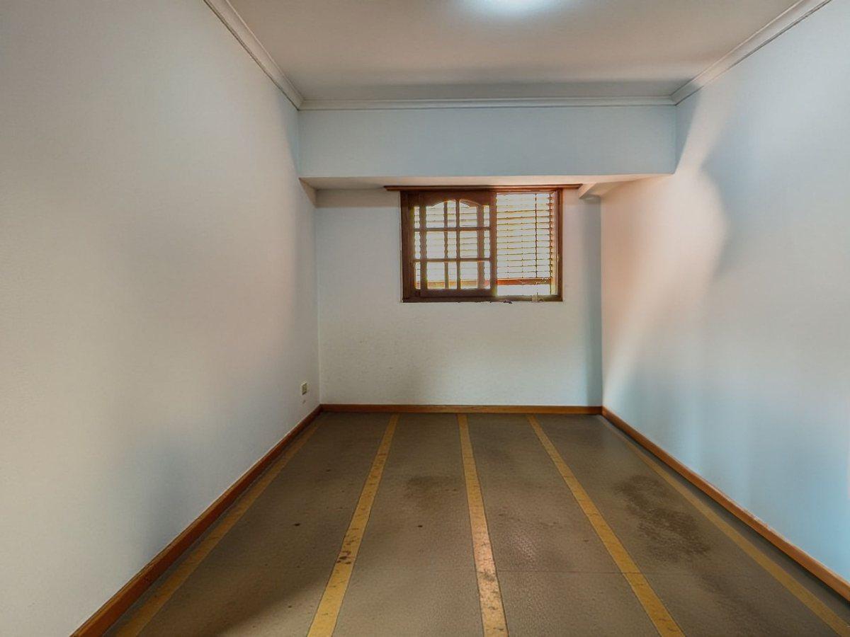 Casas en Venta de 3 Dorm. en Gonnet 3