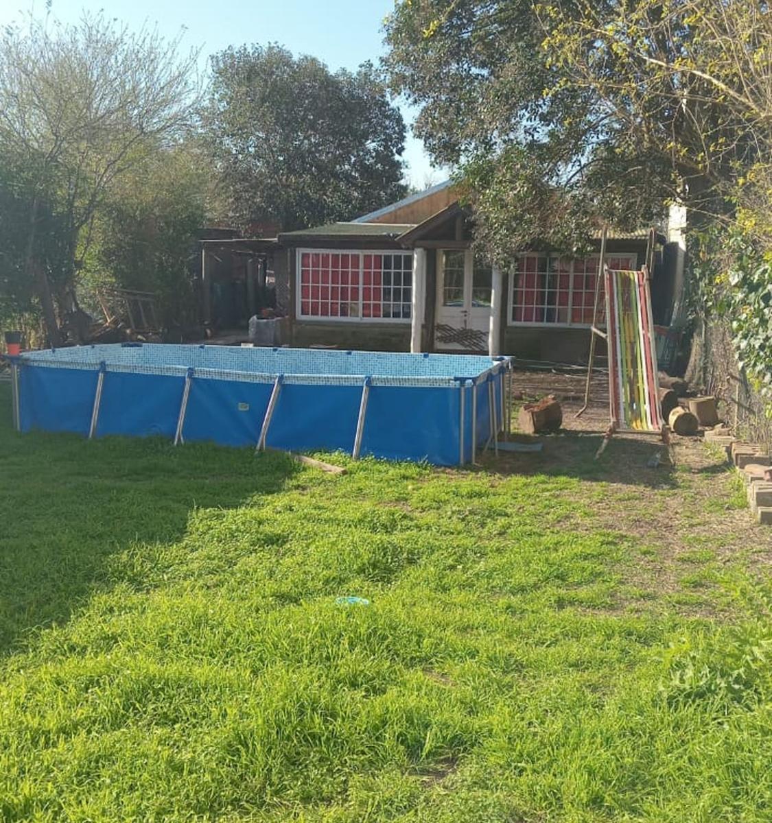 Venta de Casa con 2 Dorm. 1