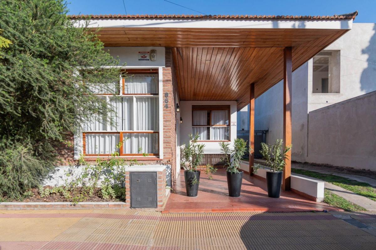 Casa en Venta en Villa Elisa 1