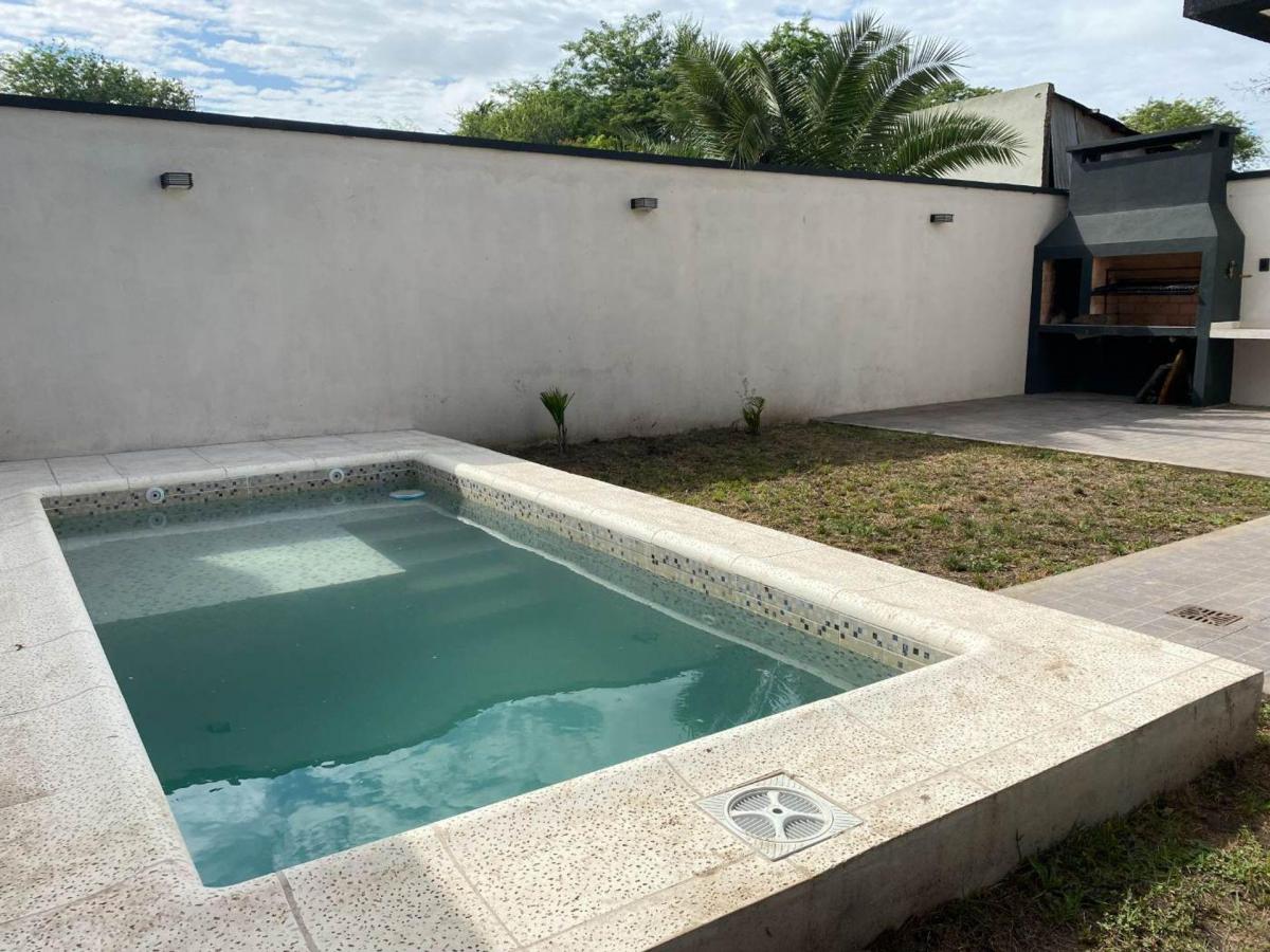 Casa en Venta City Bell a Estrenar 4 Dorm. 3