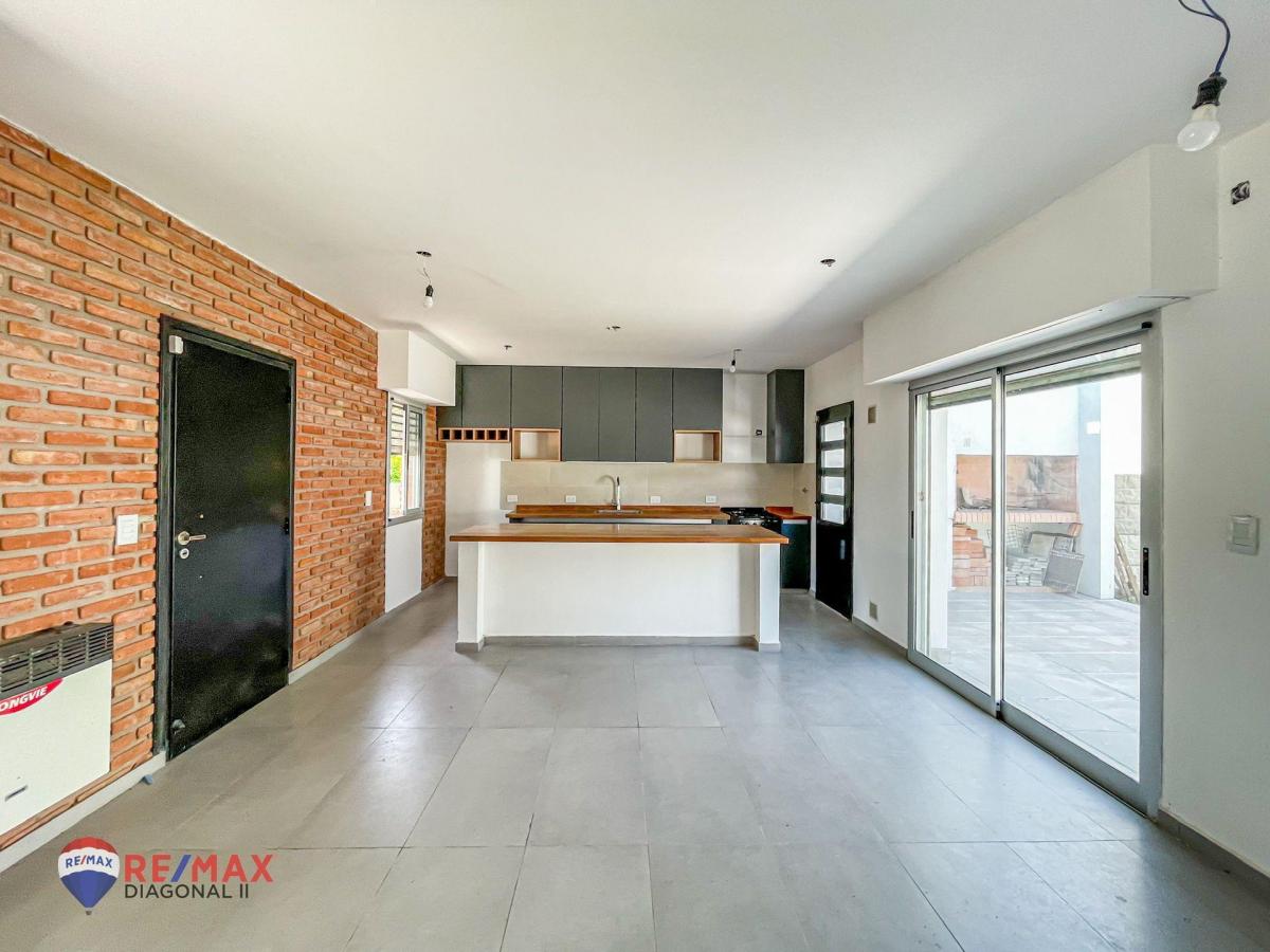 Casas en Venta en Villa Elisa a Estrenar 2