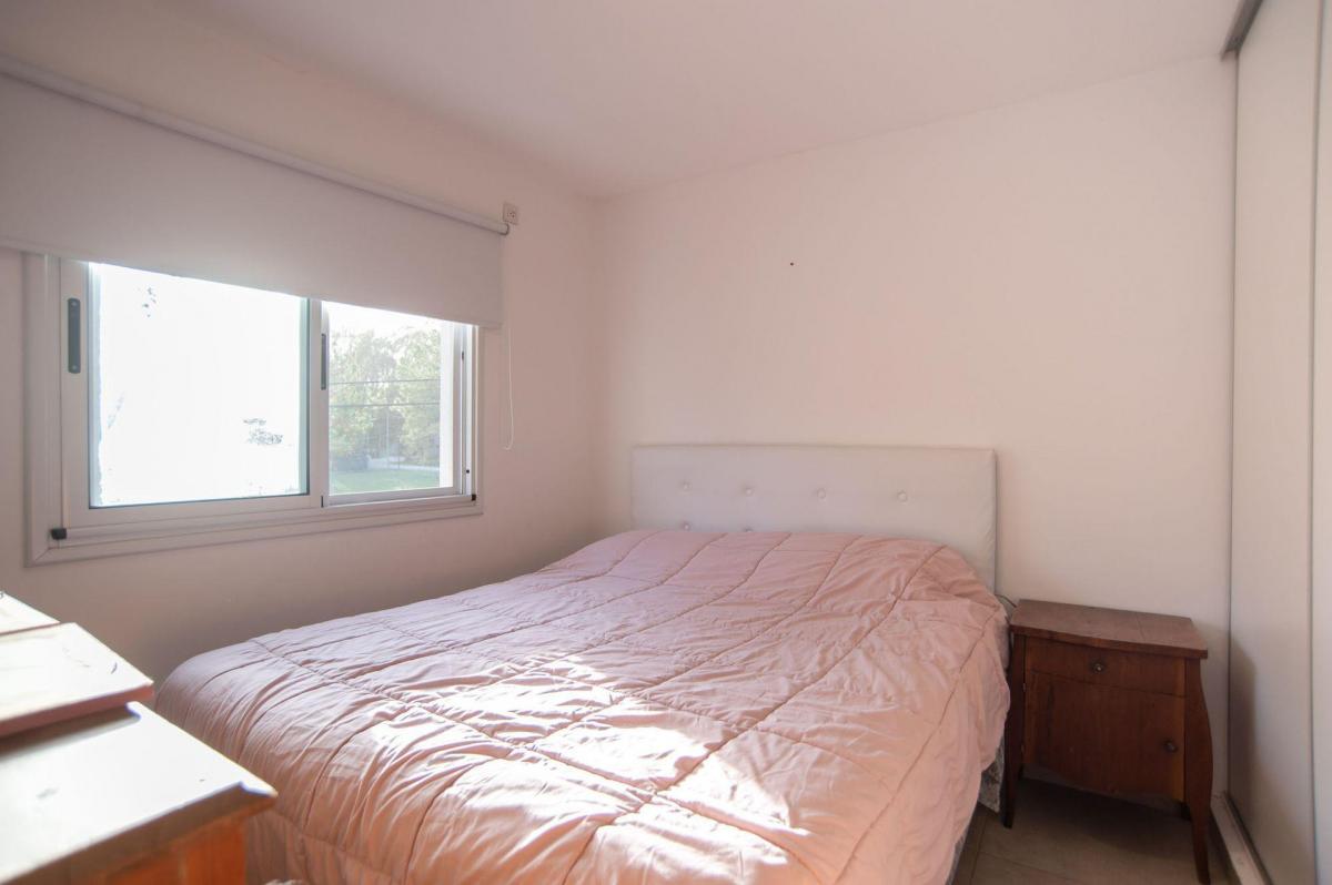 Casa Duplex 3 Hab. en Venta Apta Banco Gonnet 3