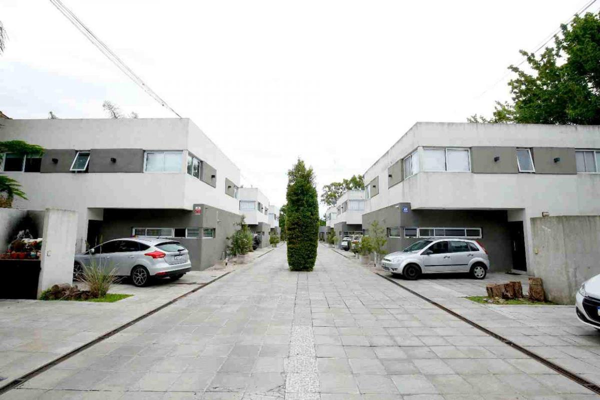Casas Tipo Dúplex con Cochera en Gonnet 4