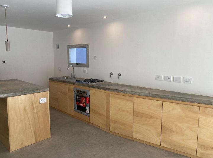 CASA EN VENTA EN CITY BELL ENTRE CAMINOS 1