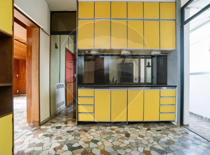 Departamento en venta de 4 dormitorios APTO BANCO 4