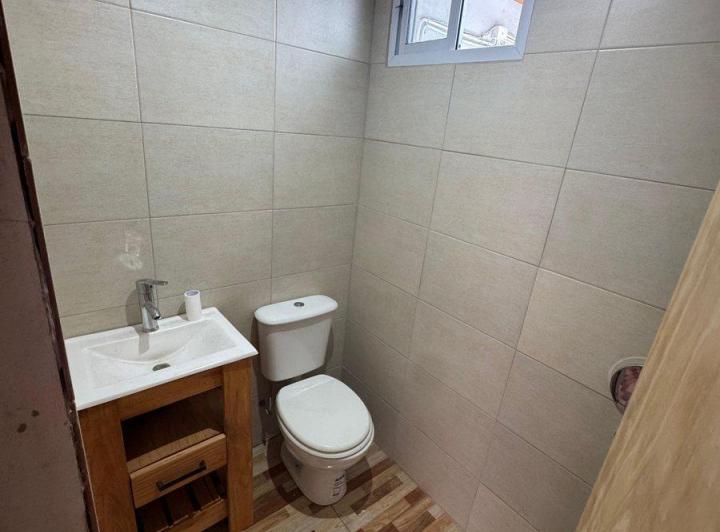 Casa destinada a pensión en venta en La Plata 2