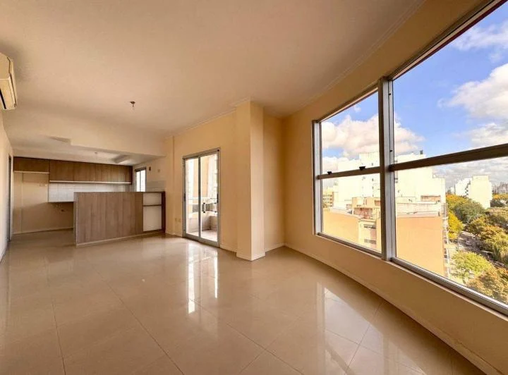 Departamento 2 Dormitorios y Cochera en Alquiler 1