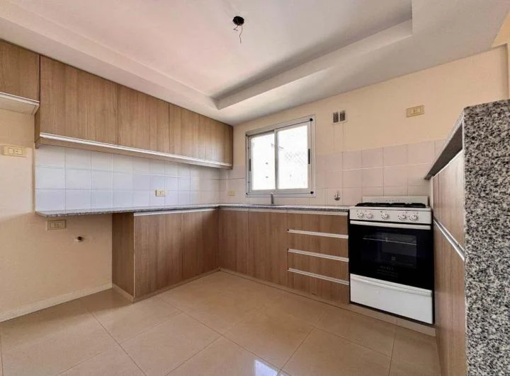 Departamento 2 Dormitorios y Cochera en Alquiler 5