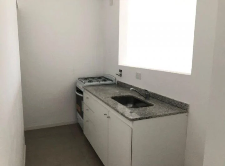 Departamento monoambiente en alquiler La Plata 3