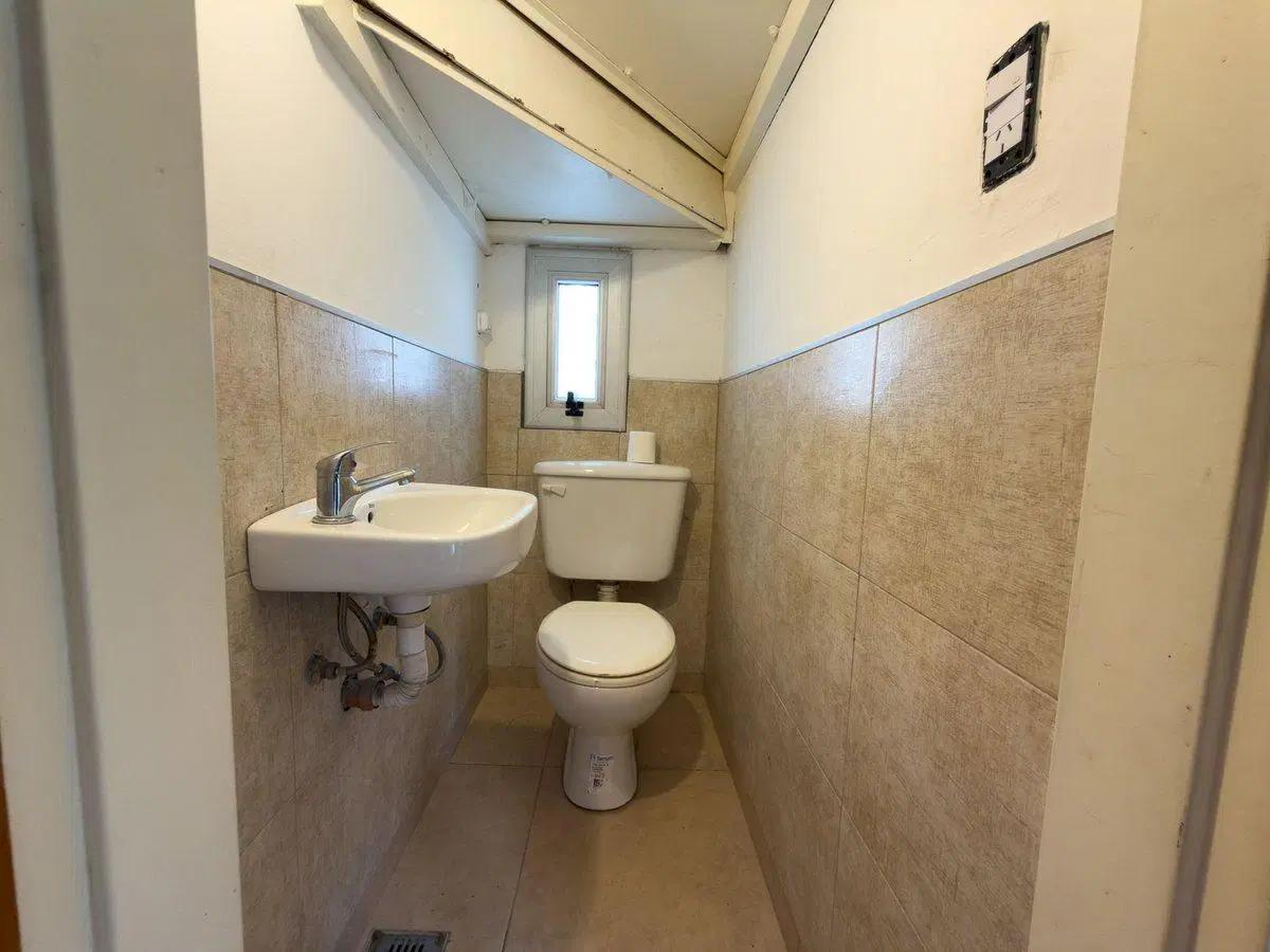 CASA EN VENTA LA PLATA APTO CREDITO 4