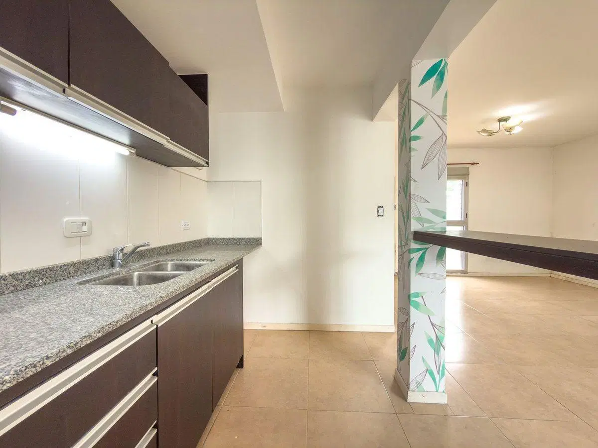 CASA EN VENTA LA PLATA APTO CREDITO 2
