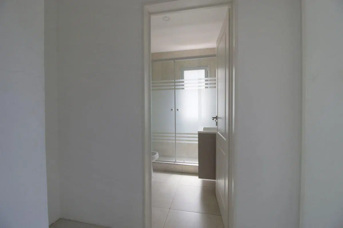 Casa en Venta 6 ambientes con Pileta Santa Elena 2