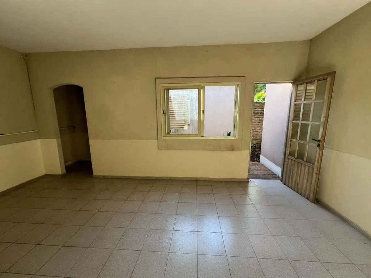 PH CON PATIO EN VENTA - TOLOSA, LA PLATA 2
