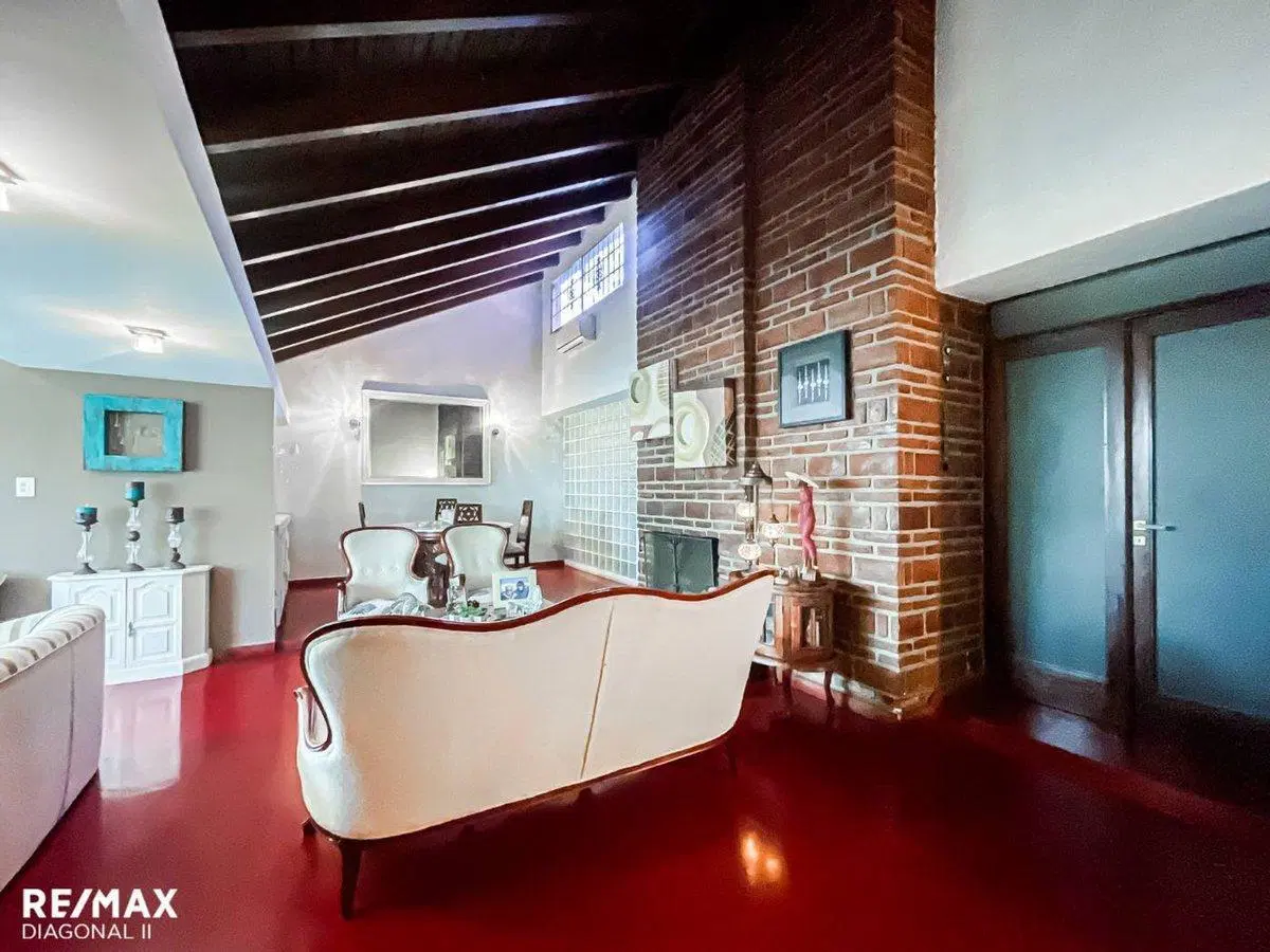 CASA EN VENTA EN LA PLATA 2