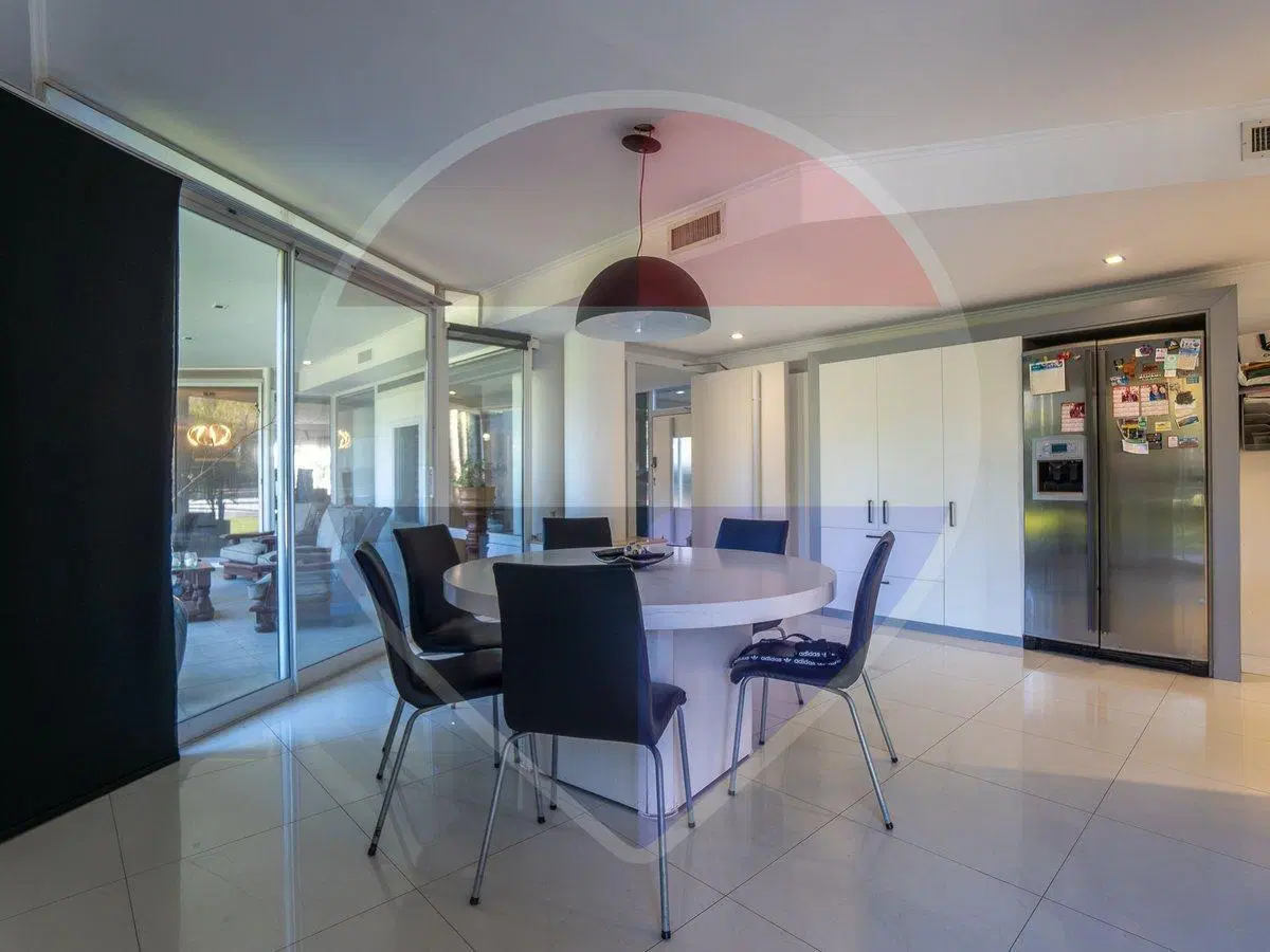 CASA EN VENTA ABRIL CLUB DE CAMPO 3