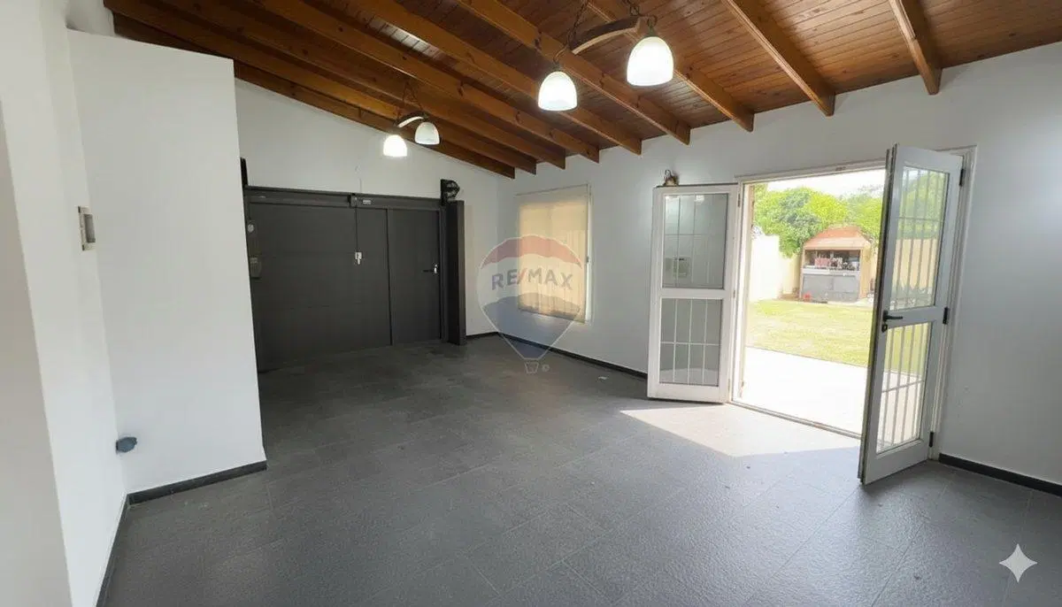 CASA EN VENTA EN CITY BELL 4