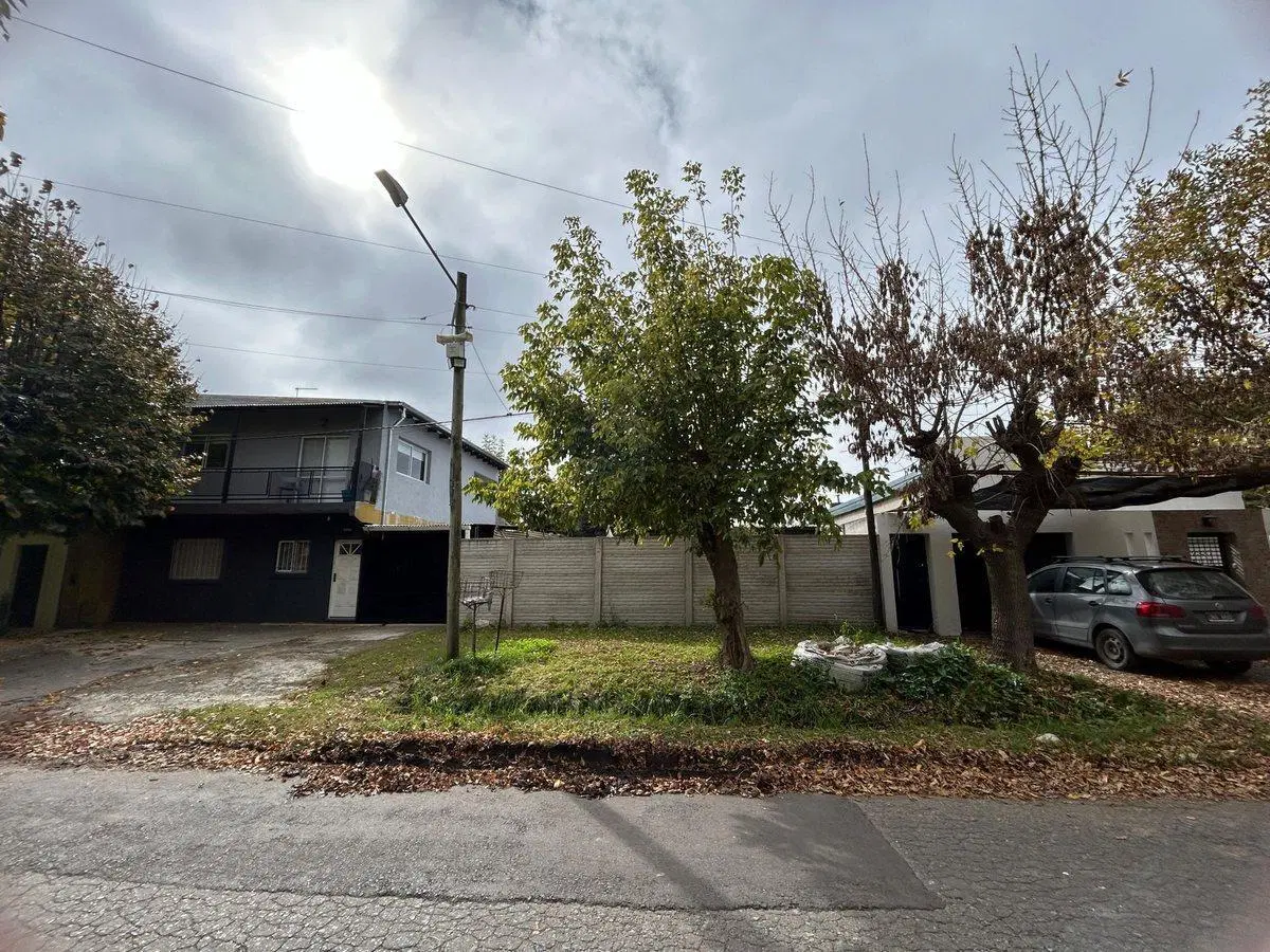 Lote en venta en Hernandez La Plata 4