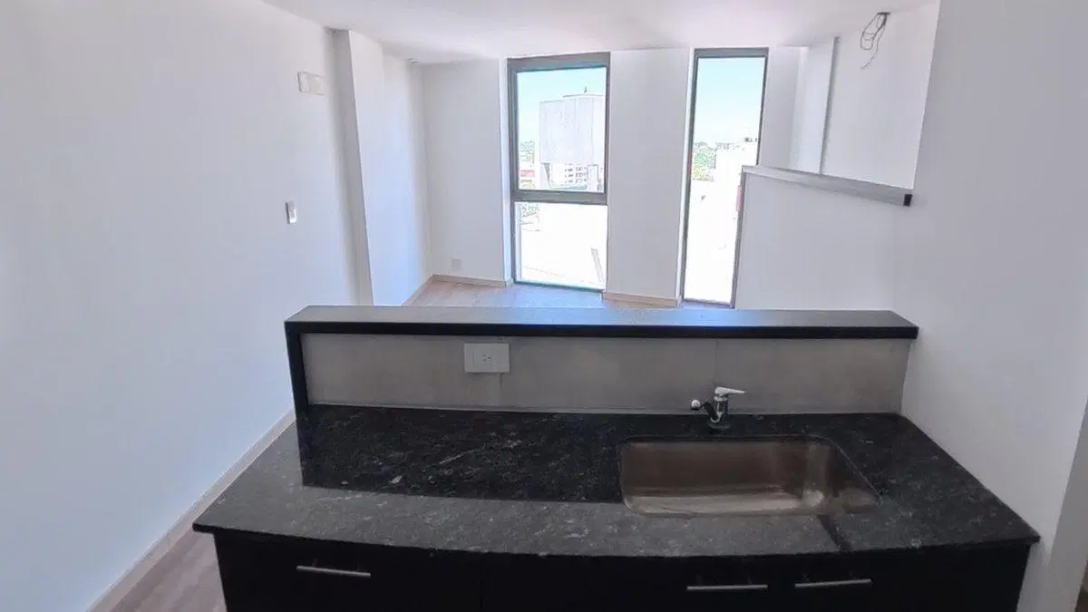 DEPARTAMENTO EN VENTA LA PLATA 5