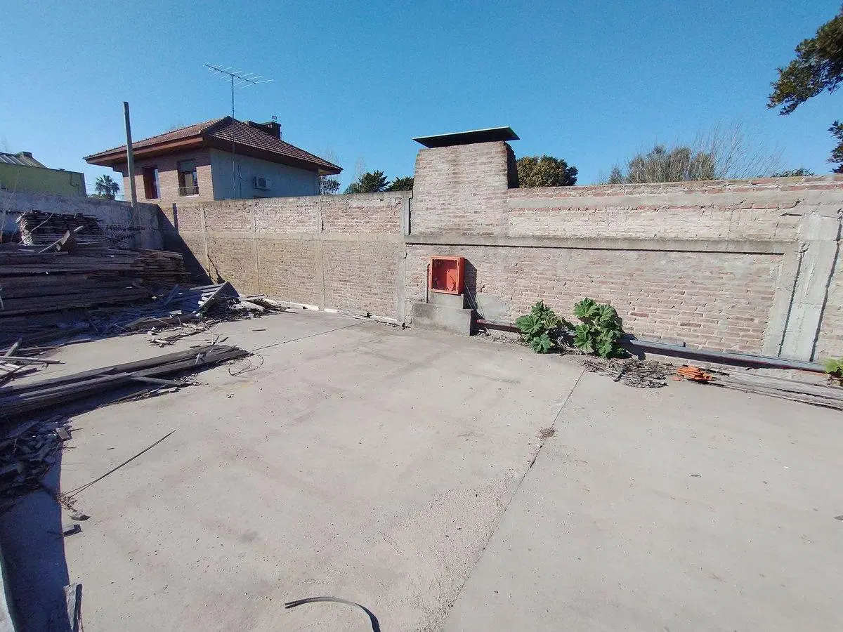TERRENO COMERCIAL EN VENTA EN AVENIDA TRANSITADA 5