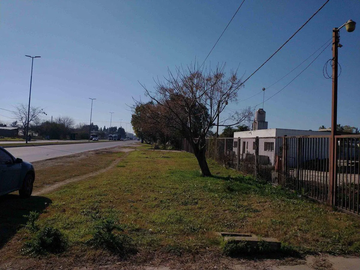 TERRENO COMERCIAL EN VENTA EN AVENIDA TRANSITADA 2