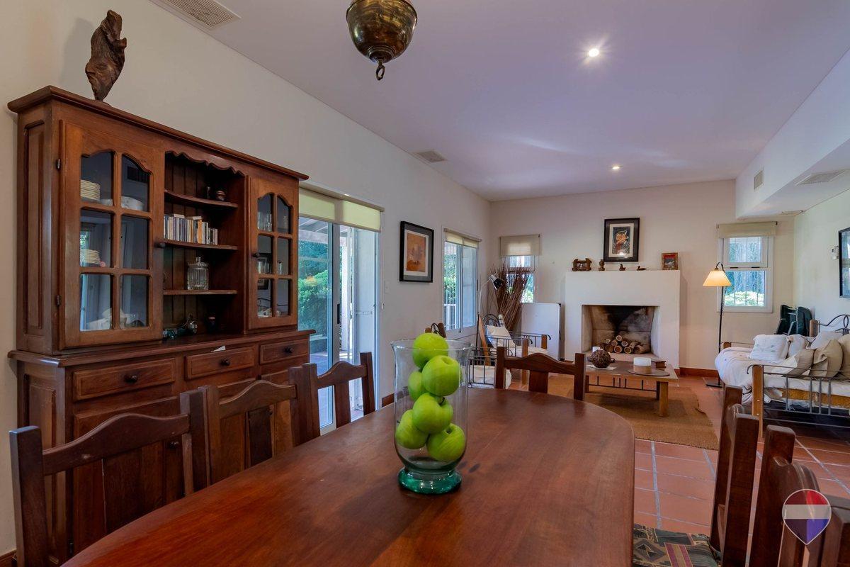 CASA EN VENTA CAMPOS DE ROCA 3 DORMITORIOS