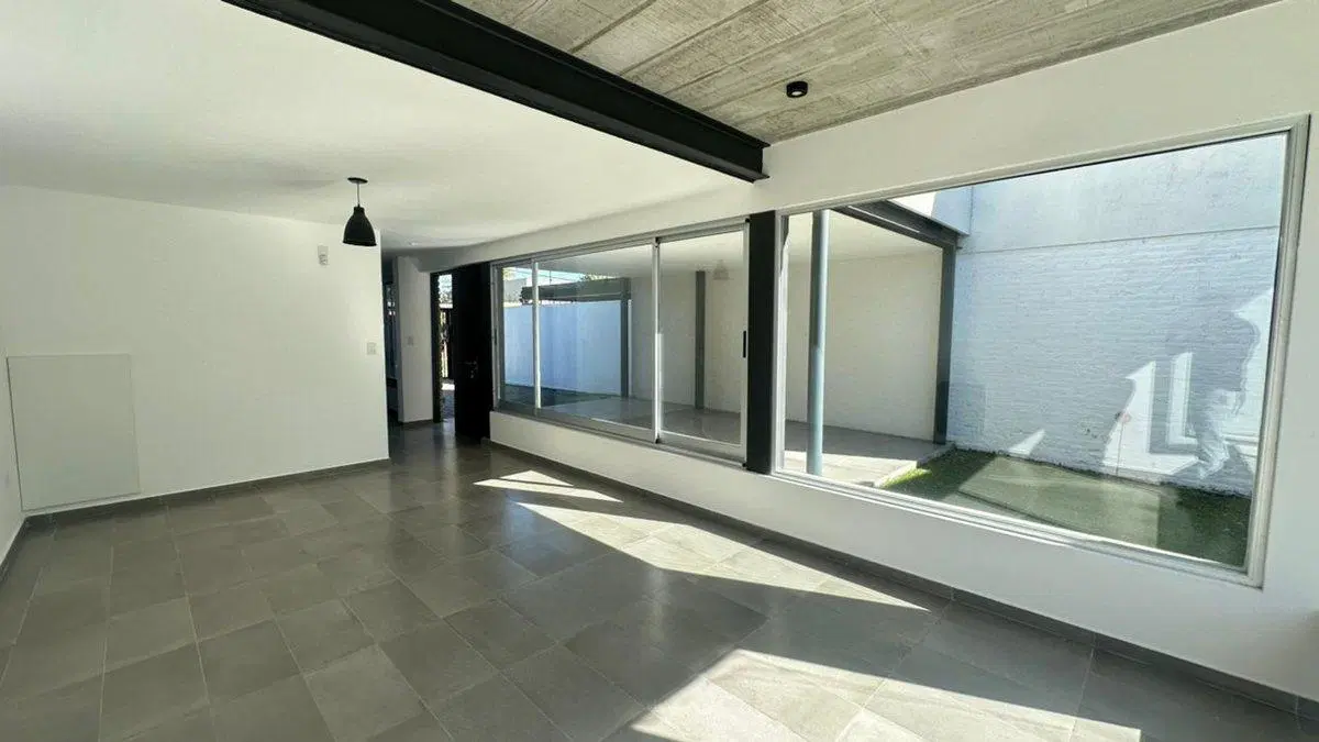 Casa en  venta en City Bell 3
